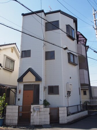 仁和寺本町２丁目戸建の物件外観写真